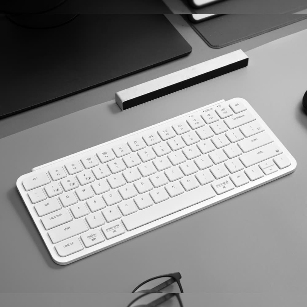 Keychron B1 Pro Ultra-Slim 75% Wireless Keyboard - Ivory White image 5