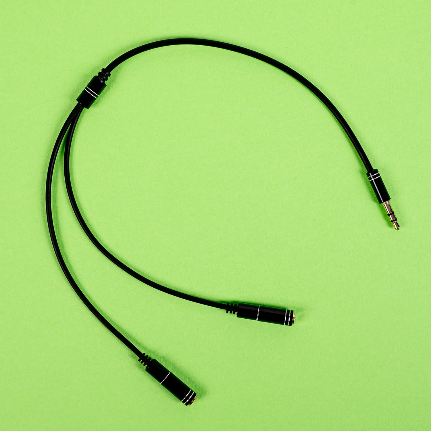 Gizzu 3-Pole Audio Splitter Cable - Black image 5