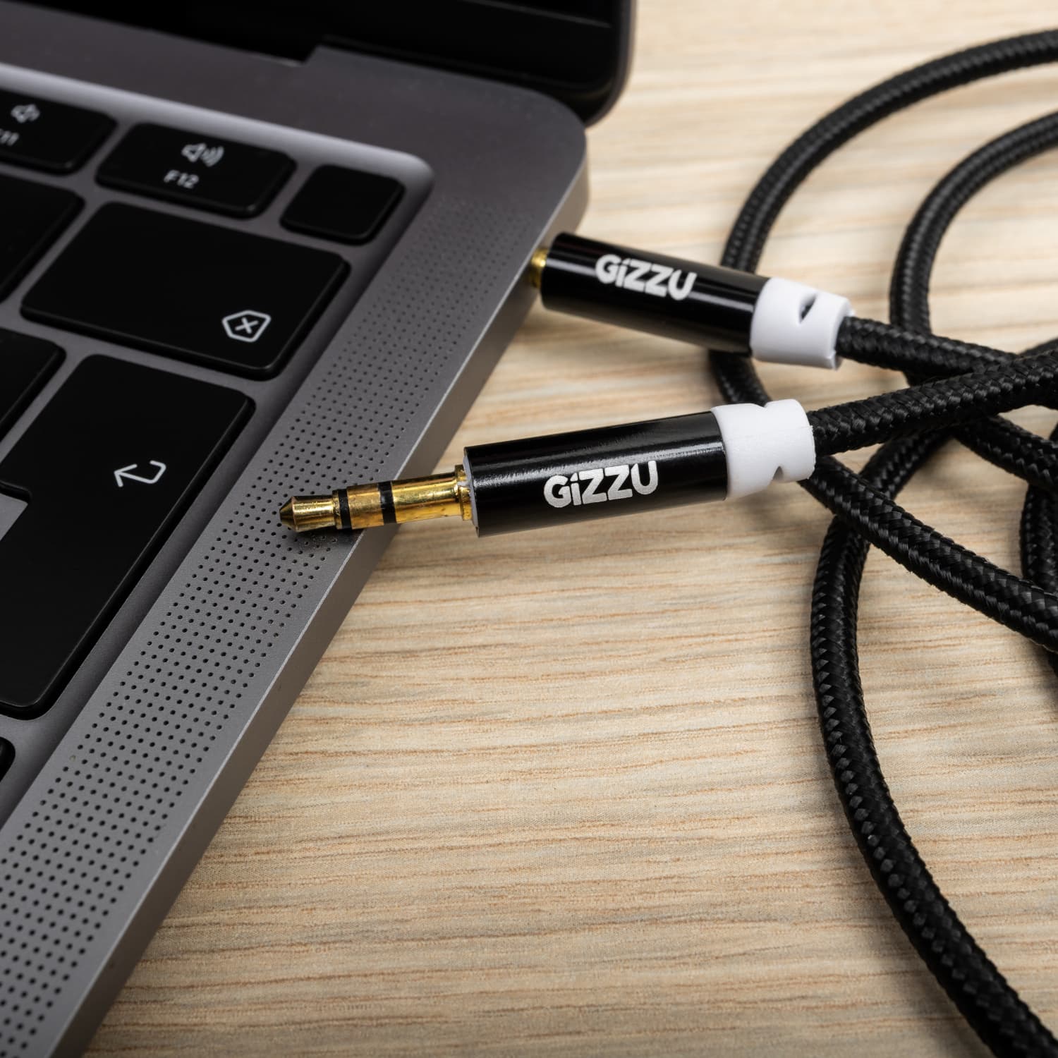 Gizzu 3.5mm AUX Cable 2m - Black image 3