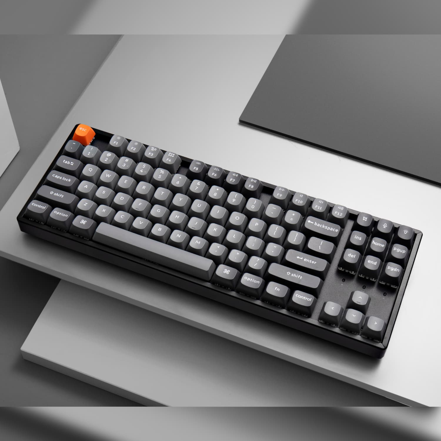 Keychron K8 Max QMK Wireless Custom Mechanical Keyboard | BANANA Switches image 3