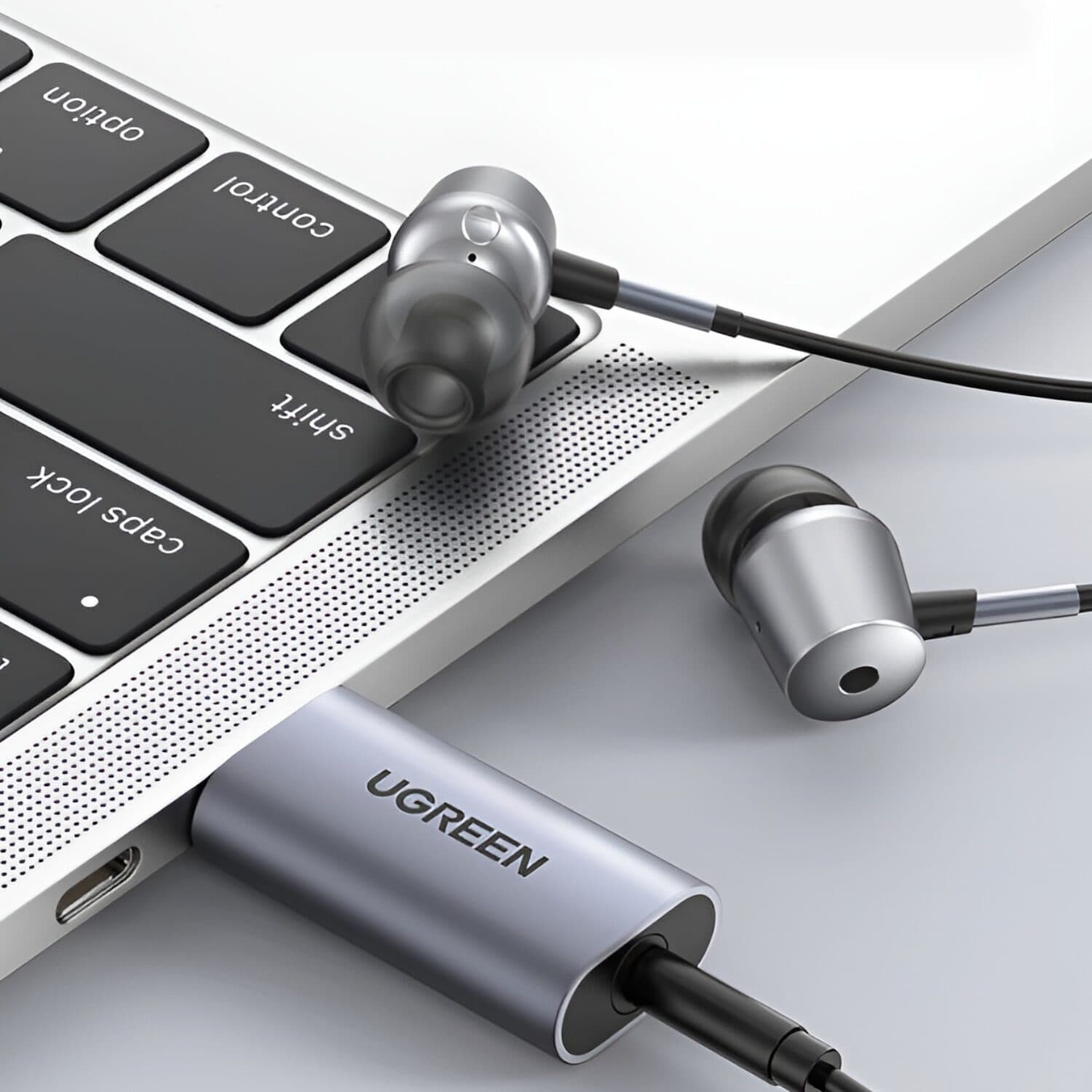 UGREEN CM383-80864 USB-A to 3.5mm Audio Jack External Sound Adapter - Silver image 3