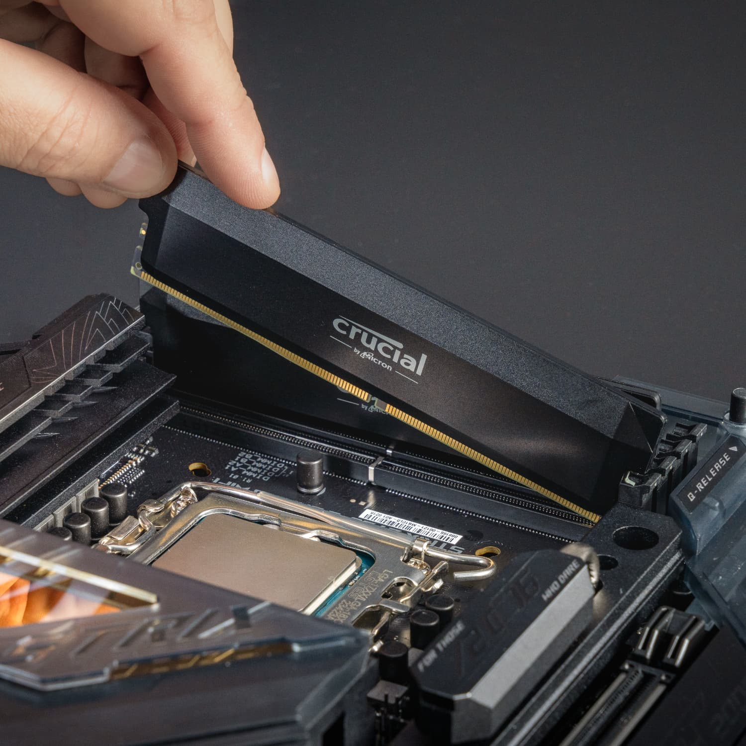Crucial Pro Overclocking 32GB 6000Mhz DDR5 Desktop Memory Black image 5
