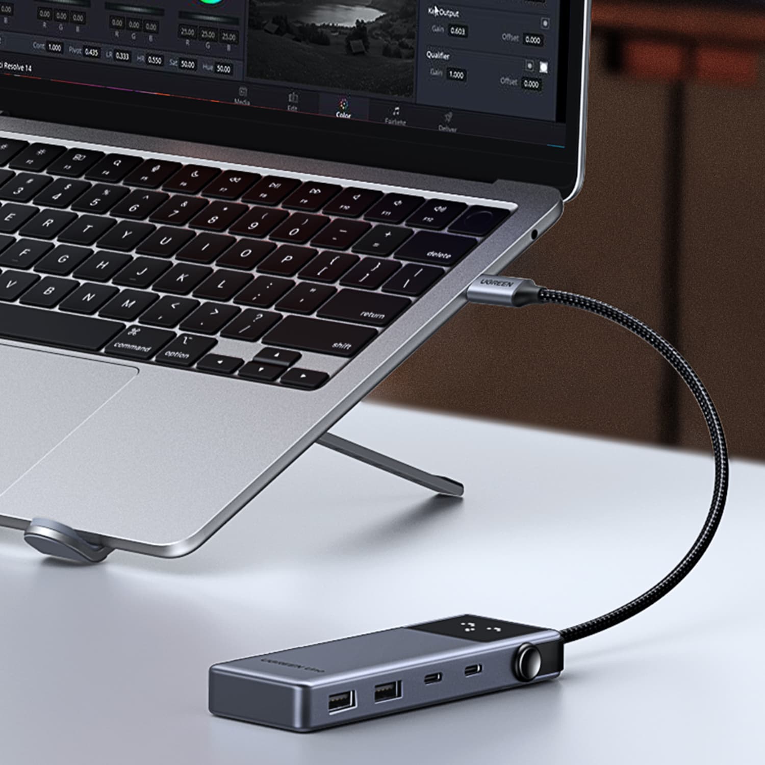 UGREEN 6-in-1 Type-C Hub with 4K HDMI, 100W PD and 10Gbps USB Ports – Grey image 2